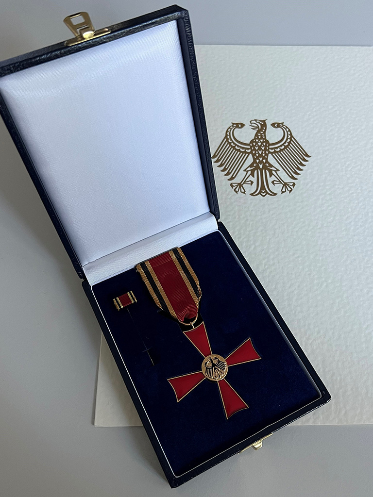 Bundesverdienstkreuz Insignien von Ingo Vigneron